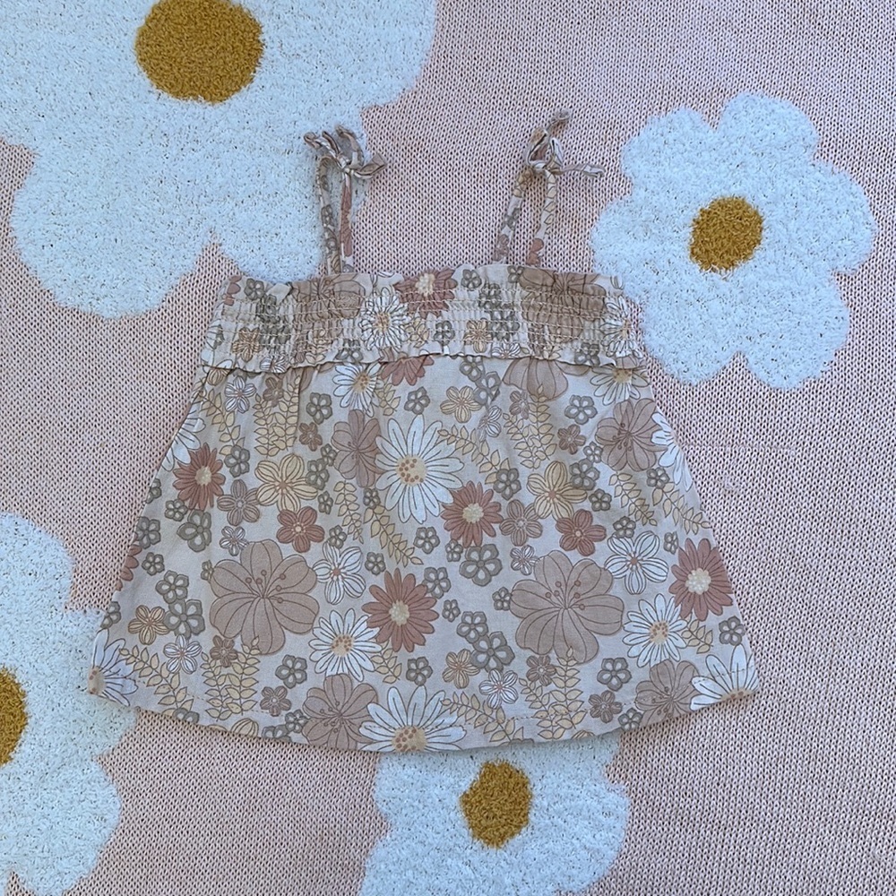 Floral tank